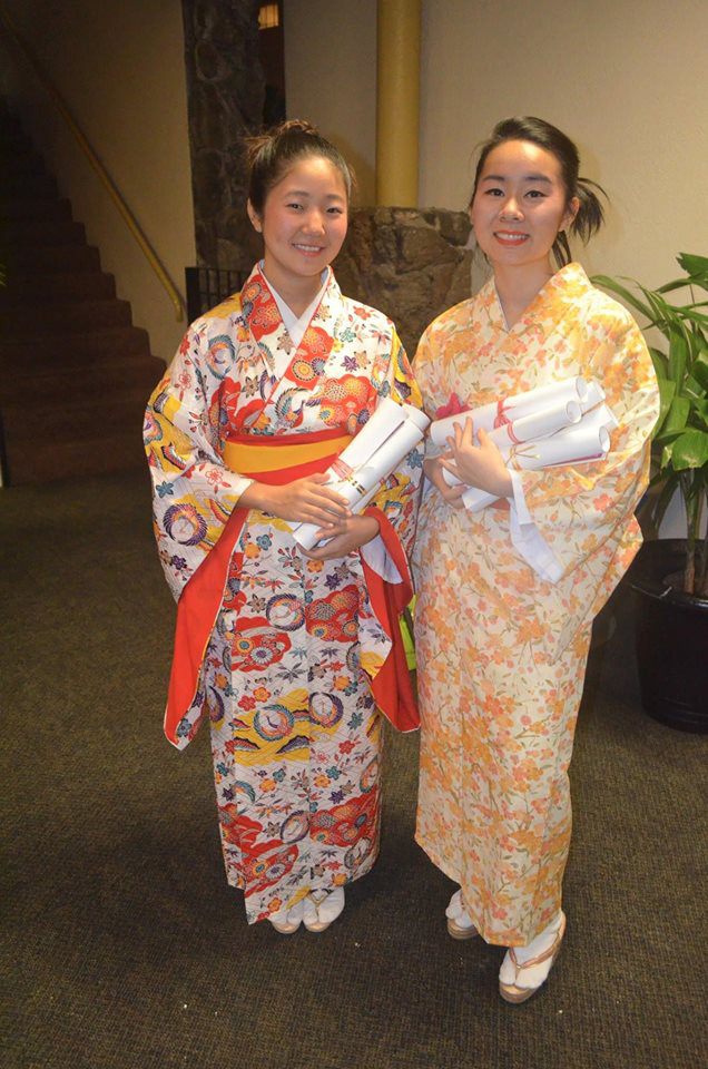 Senjukai Hawaii Classes Adult  photo of women in Kimonos for dance class